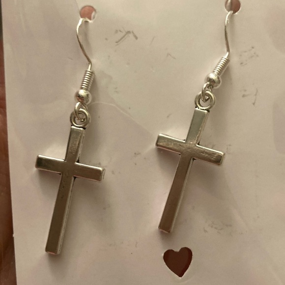 5 for $25 💸💸💸💸💸 
Cross earrings. - Picture 3 of 3